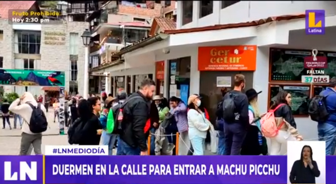 Cientos de turistas llegan a Machu Picchu Pueblo sin saber si podrán entrar a la ciudadela.